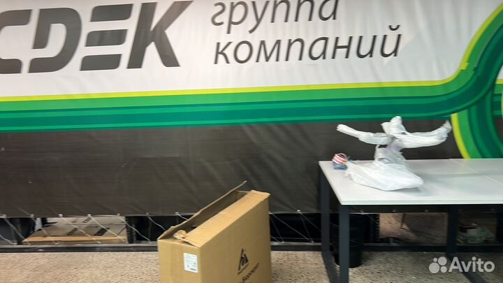 Курьер, Свой человек в Санкт-Петербурге