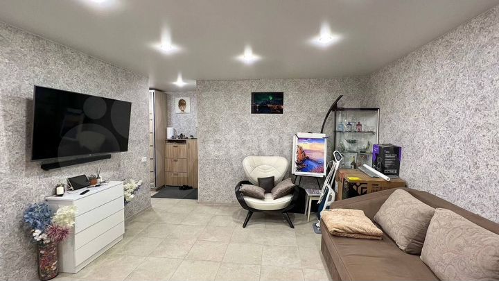 2-к. квартира, 50 м², 3/9 эт.