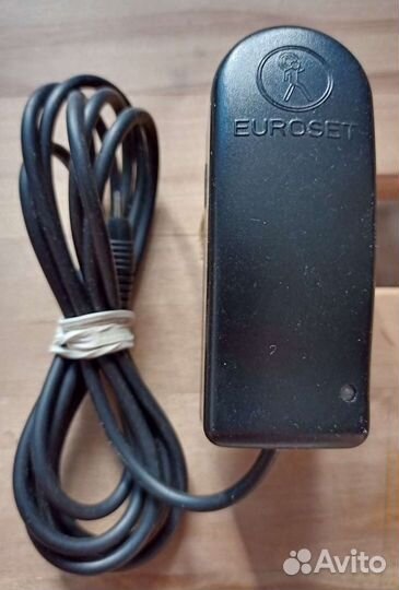 Зарядное устройство