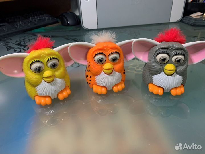 Ферби (шевелят ушками)