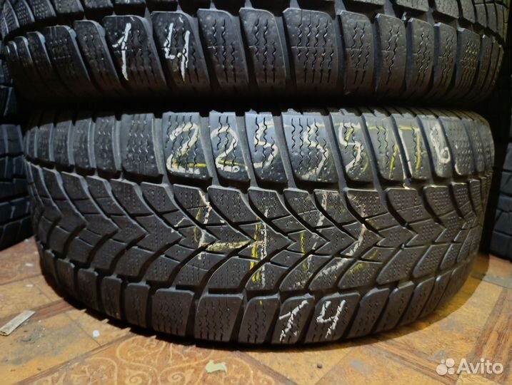 Dunlop SP Winter Sport 4D 225/55 R16 99T