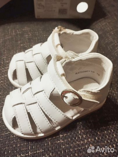 Босоножки для девочки