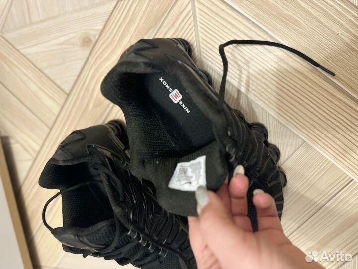 Кроссовки мужские 39