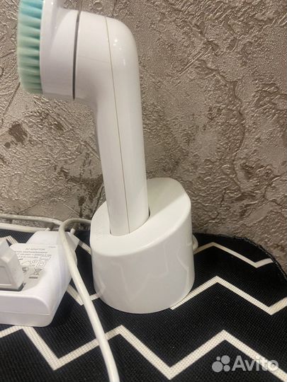 Щетка clinique
