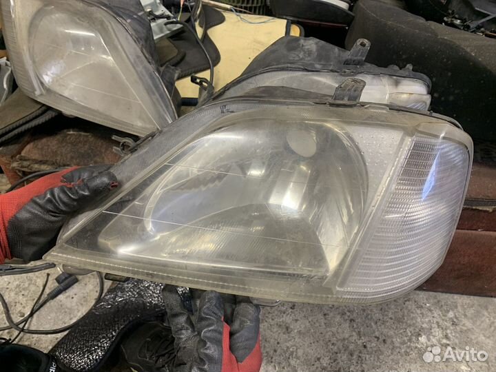 Фары на renault logan 1