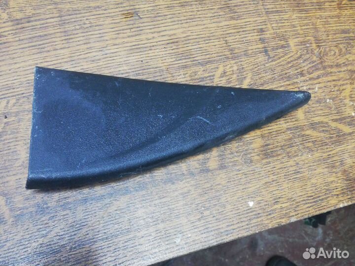 Уголок двери Форд Фокус 1