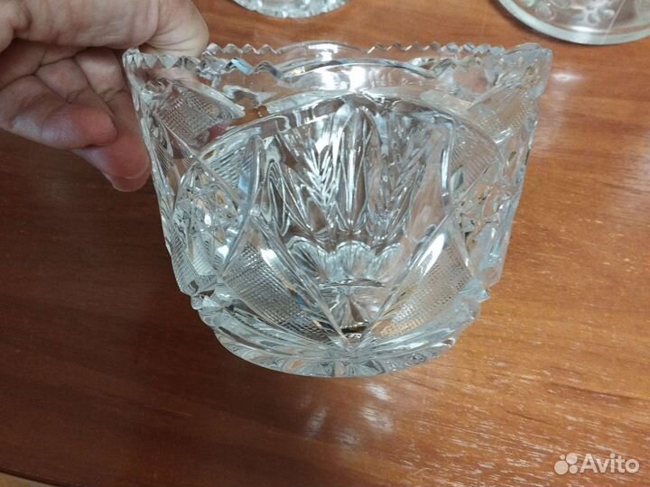 Хрустальная конфетница. Цена за одну шт