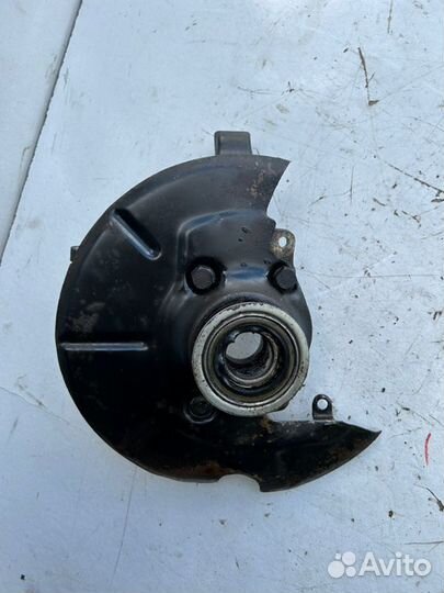 Кулак передний левый Chevrolet Niva 2020