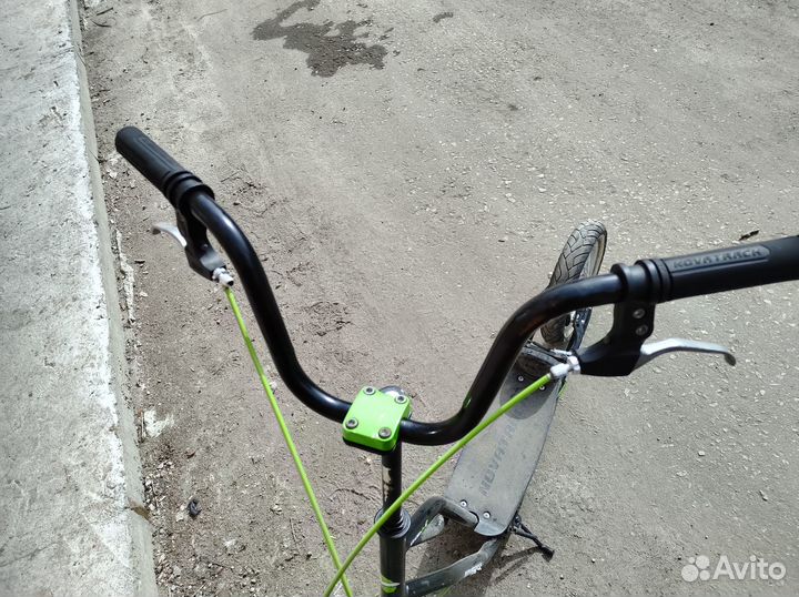 Самокат novatrack