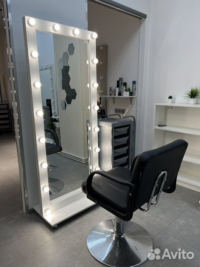 Аренда парикмахерского кресла