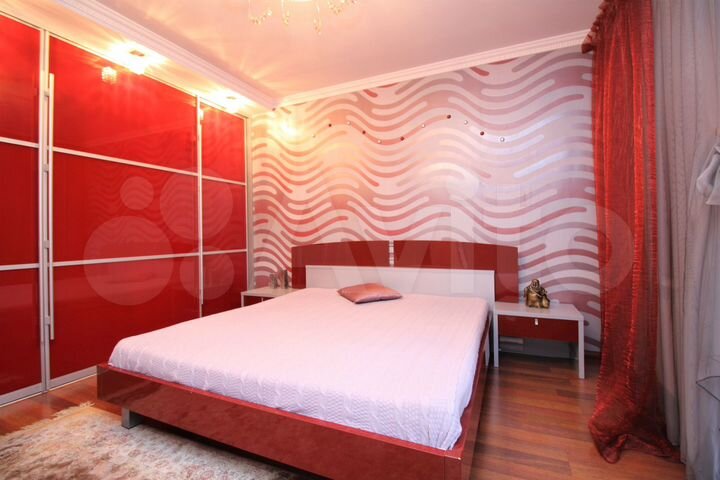 4-к. квартира, 146 м², 2/10 эт.