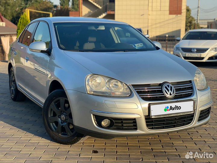 Volkswagen Jetta, 2009