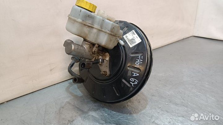 Главный тормозной цилиндр Skoda Fabia 2 cgpa 2012