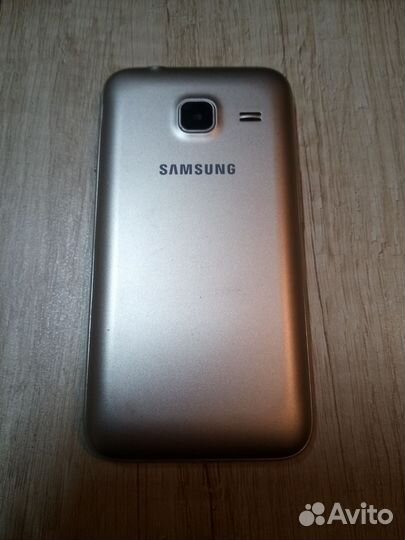 Samsung Galaxy J1 Mini SM-J105F, 8 ГБ