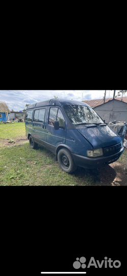 ГАЗ Соболь 2217 2.4 МТ, 2002, 100 000 км