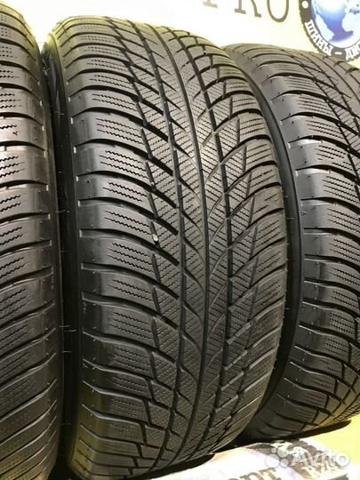 Bridgestone Blizzak LM-001 225/55 R17 97H