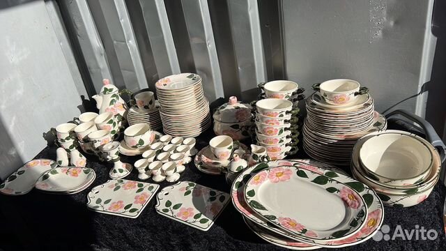 Чайно-столовый сервиз на 12 персон Дикая роза