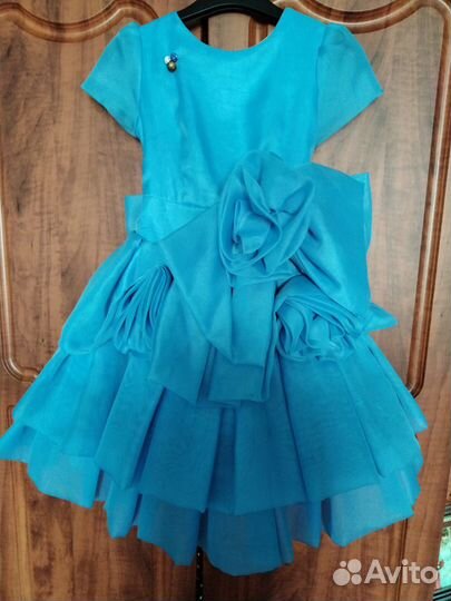 Платье нарядное