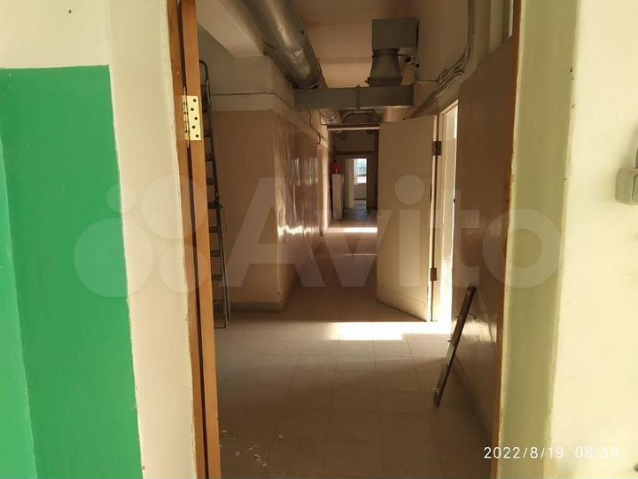 Нежилое помещение здания торгового центра