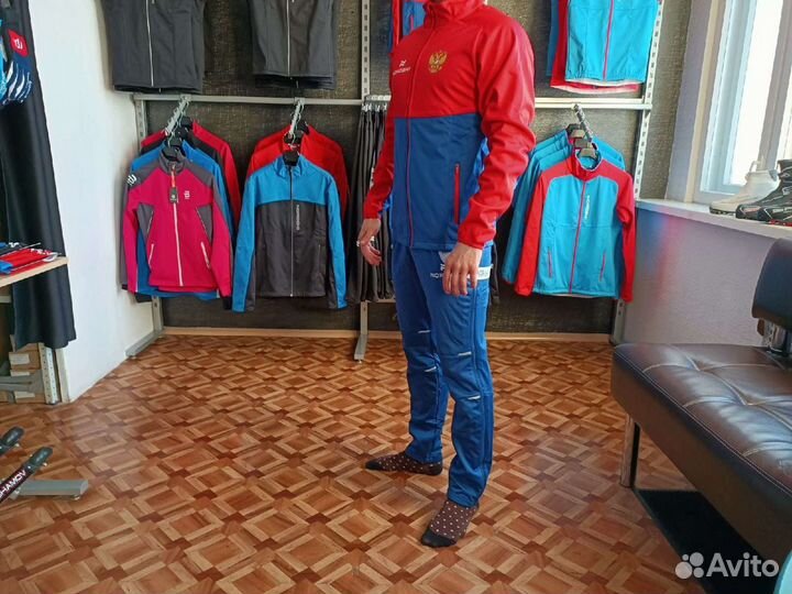 Лыжный разминочный костюм Nordski