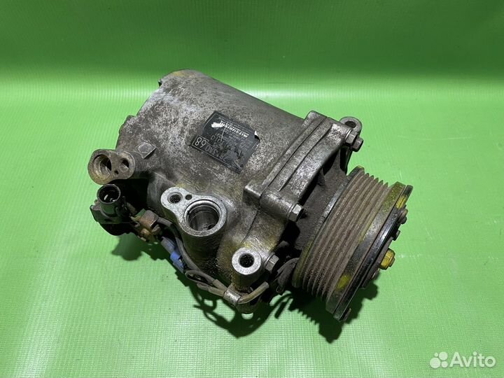 Компрессор кондиционера Mitsubishi Outlander XL