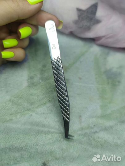 Пинцет для наращивания ресниц