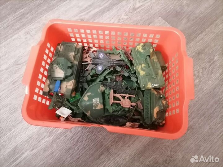 Пластмассовые солдатики