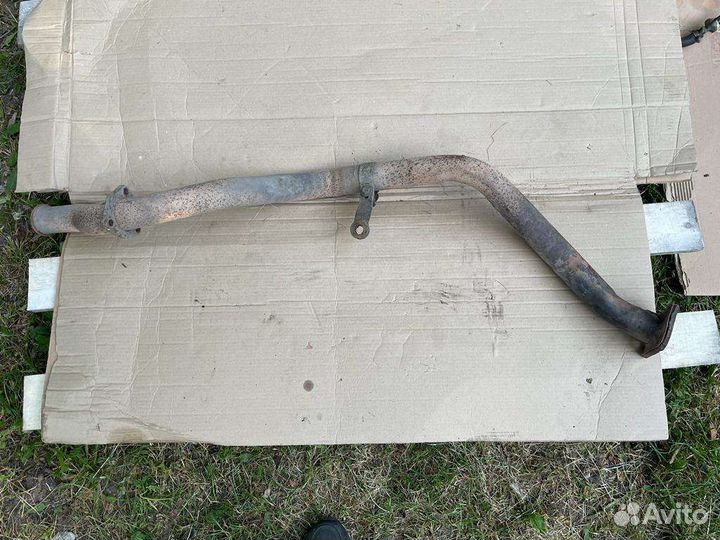 Приемная труба на Ауди 100 с3