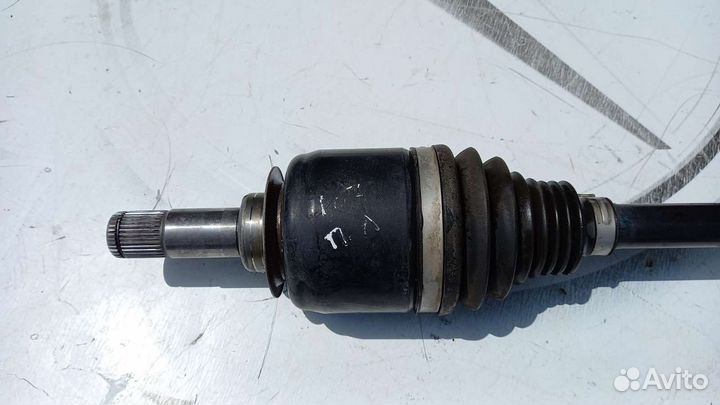 Привод передний левый Mercedes V167