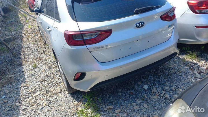 В разбор поступил Kia Ceed 3, 2, 1