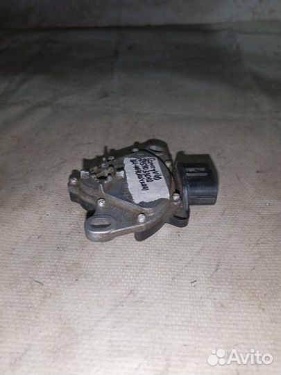 Датчик положения селектора АКПП Toyota Camry V40