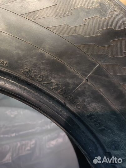 Yokohama Ice Guard IG35 235/70 R16 106