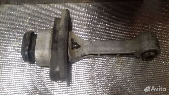 Киа,Хундай подушка АКПП 21955-2S000