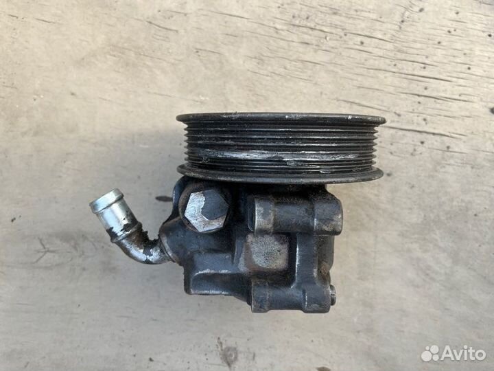 Насос гидроусилителя руля Ford Transit 2.4