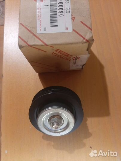 Ролик натяжителя доп.ремня Toyota Land Cruiser 200