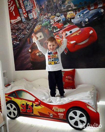 Кровать машина