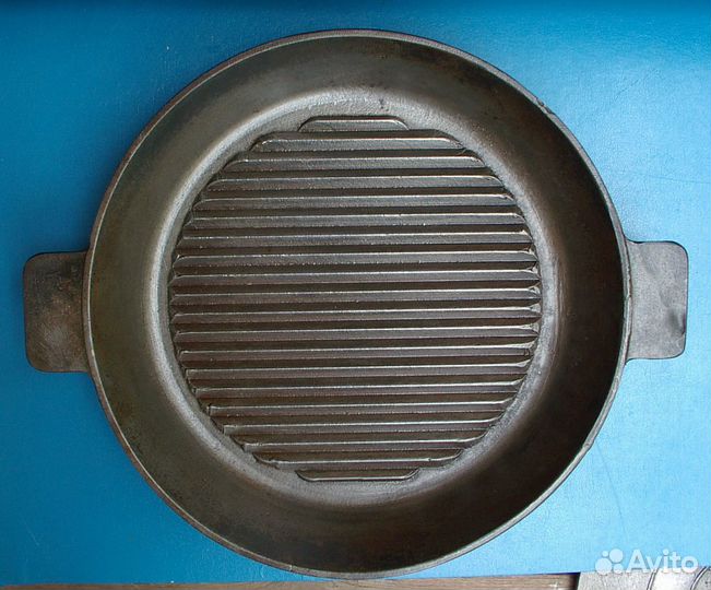 Чугунная сковорода-жаровня для цыплят тапака СССР