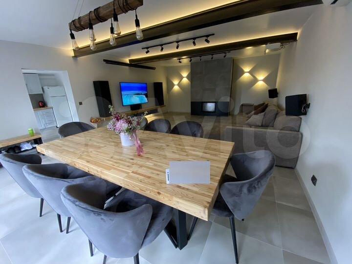 Коттедж 170 м² на участке 6 сот.