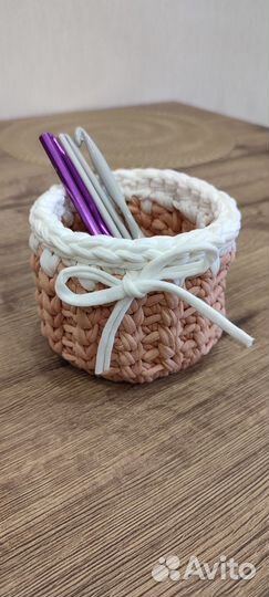 Корзинка из трикотажной пряжи