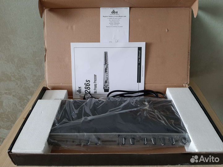 Микрофонный предусилитель DBX 280S