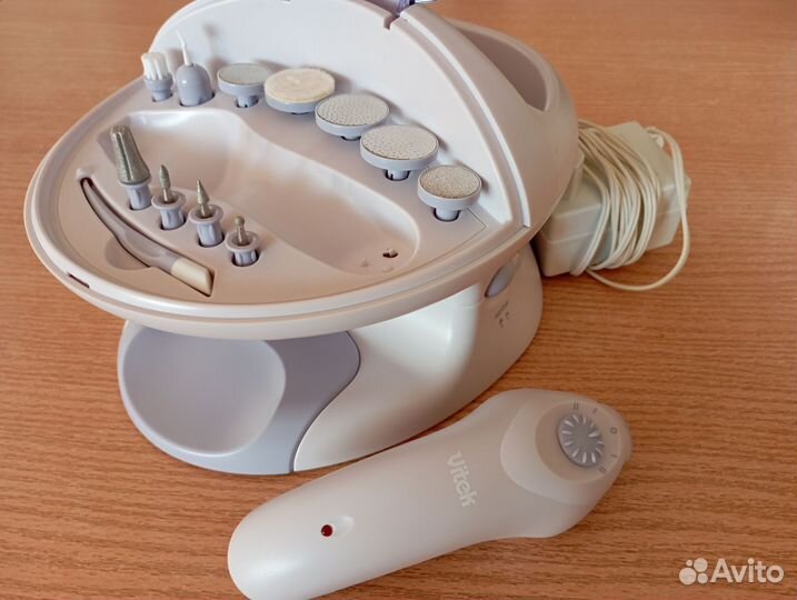 Маникюрный набор Vitek VT-2209 VT iris