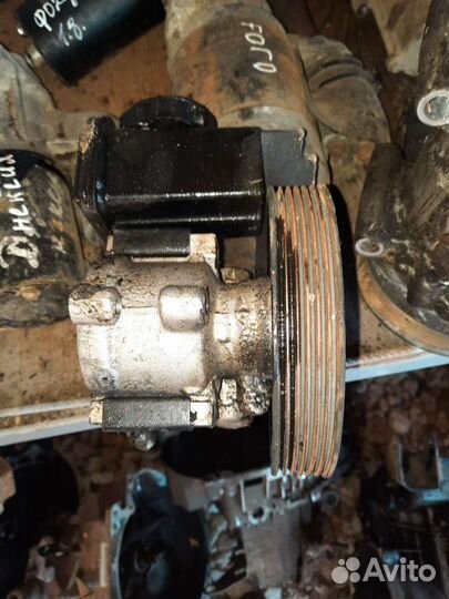 Насос гура citroen xsara picasso 2004 1.6