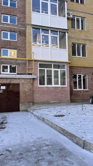 2-к. квартира, 71,5 м², 2/4 эт.