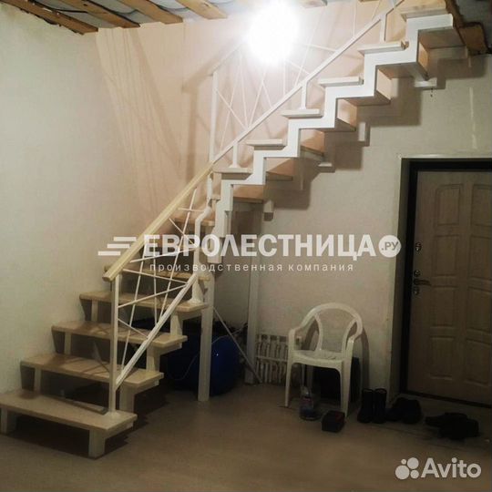 Лестница на второй этаж