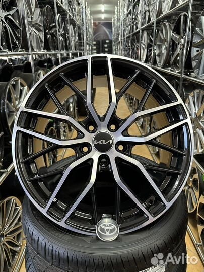 Диски литые R18 5*114.3 Hre черные Toyota Kia