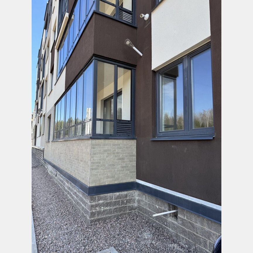 2-к. квартира, 65 м², 2/4 эт.