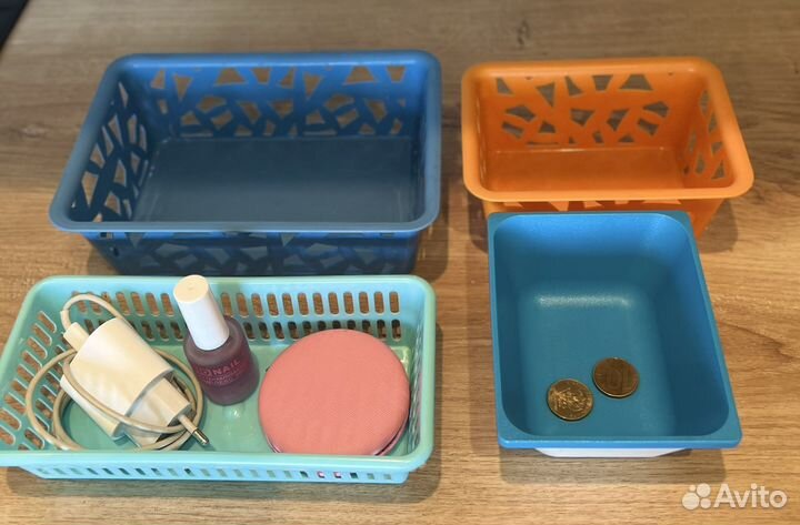 Контейнеры корзины для хранения