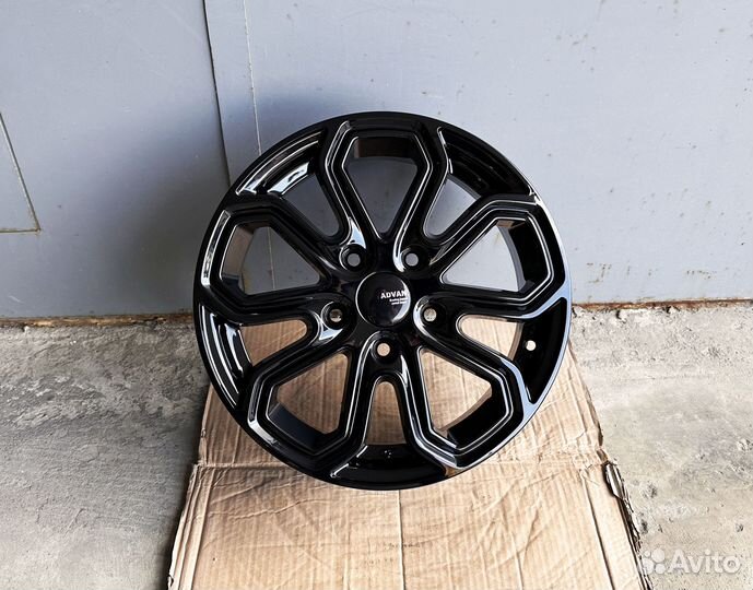 Литые диски R15 5x114,3