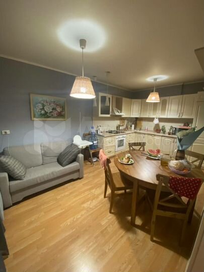 3-к. квартира, 81 м², 1/16 эт.