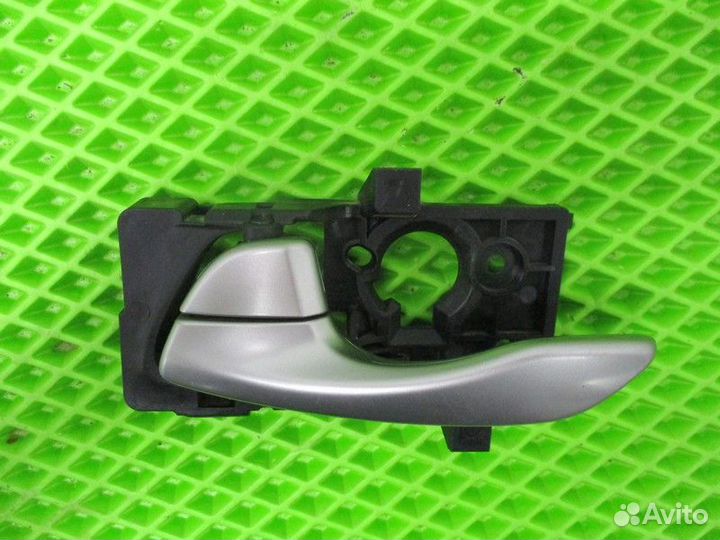 Ручка двери задней внутренняя левая Kia Rio 4 X-Line